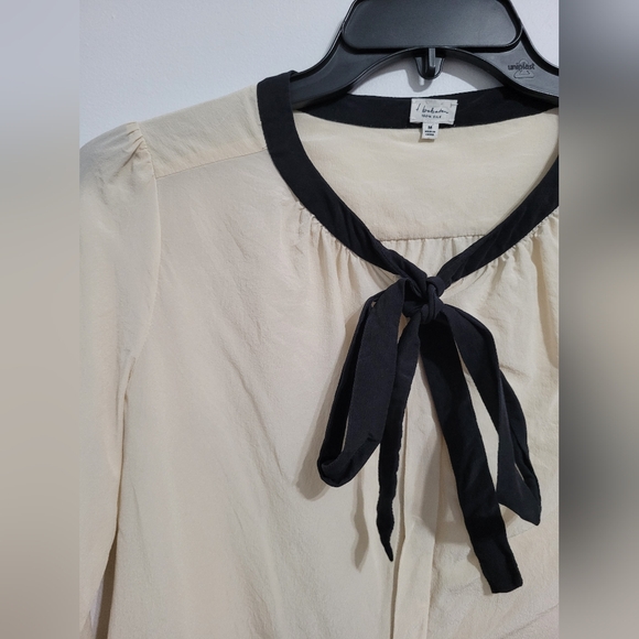 Babaton 100% Silk Blouse - Picture 2 of 5